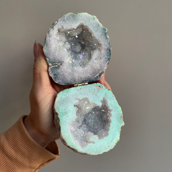Crystal Geode Ring Box - Gaia Geode Ring Boxes Secret Halo