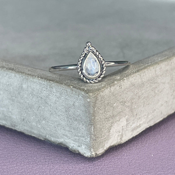 Ayra Moonstone Ring Rings Secret Halo XXL 