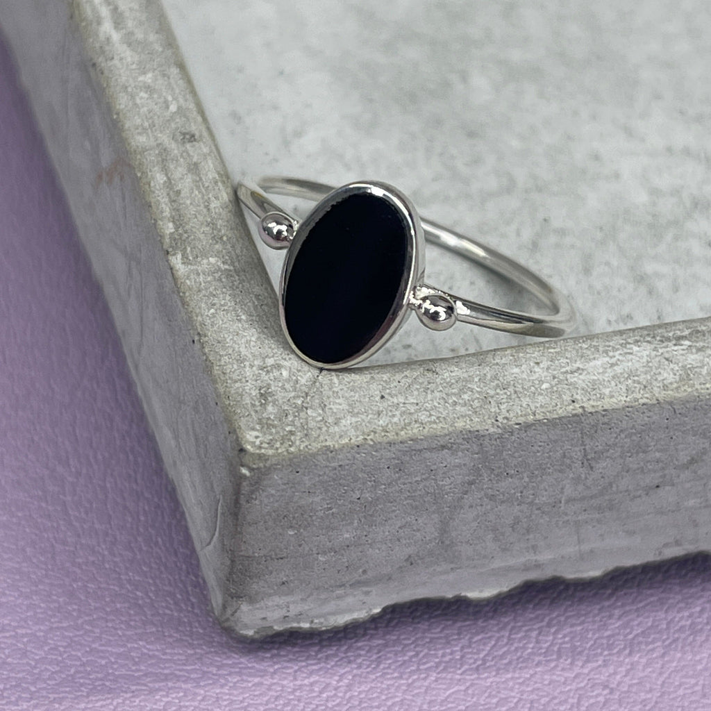 Onyx Oval Ring Rings Secret Halo 