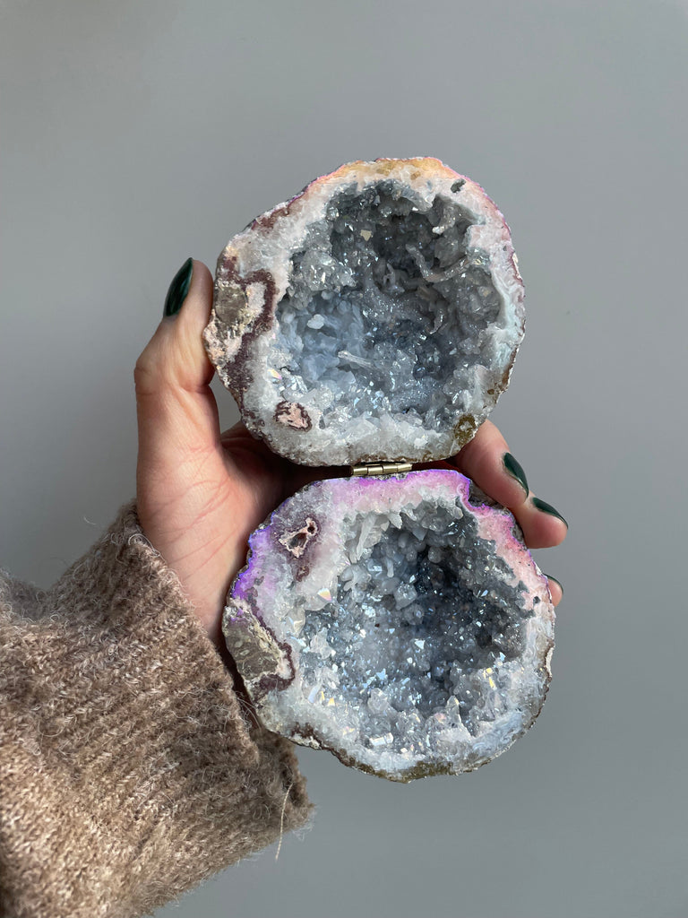 Crystal Geode Ring Box - Khione Geode Ring Boxes Secret Halo 
